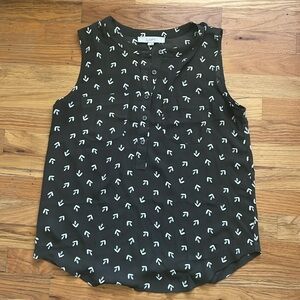 Loft mixed media top